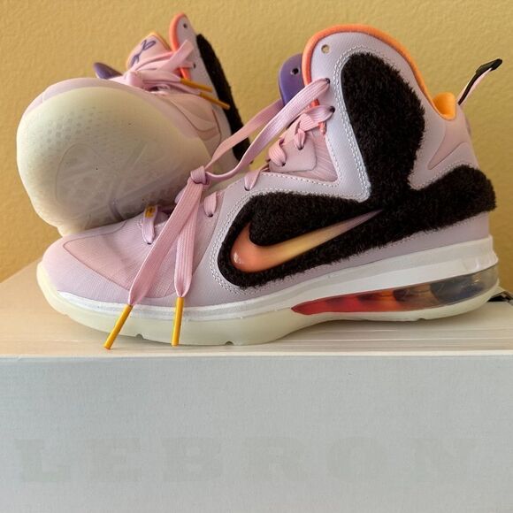 Nike LEBRON IX - REGAL PINK/MULTI-COLOR/VELVET BROWN High Top Sneakers Size 8.5 - Picture 4 of 7